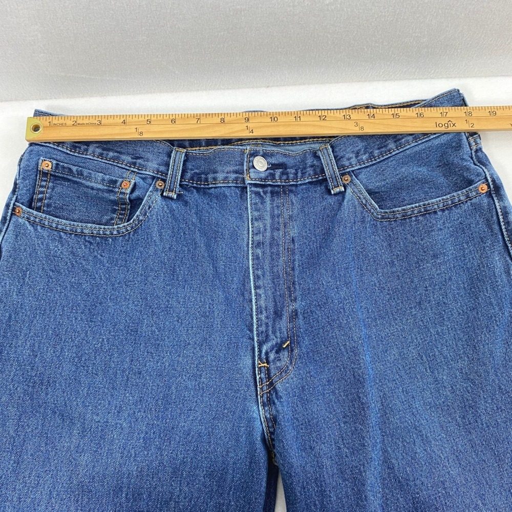 Levis 550 Straight Leg Jeans Mens Size 36 x 32.5 Blue Medium Wash Denim‎ Pants - Picture 8 of 12